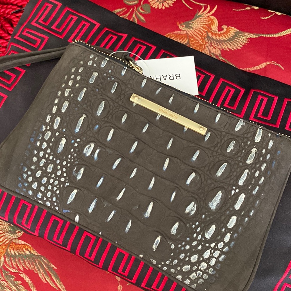 Essential The Sally by Brahmin, a chic clutch/ wristlet zippered and perfect 🥰